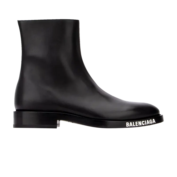 

Ботинки Balenciaga Logo Sole Ankle Boot, черный