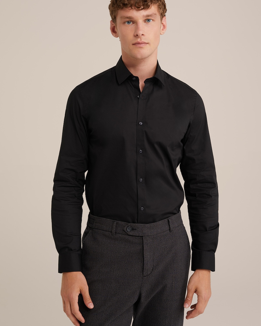 

Рубашка Slim Fit на пуговицах WE Fashion, черный