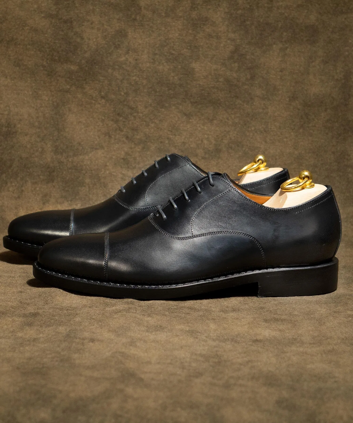 Мужские туфли Jalan Sriwijaya 98321 Bandung из телячьей кожи с подошвой Dainite