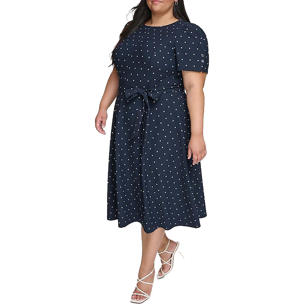 

Плюс Женское трикотажное платье миди в горошек DKNY, цвет navy multi