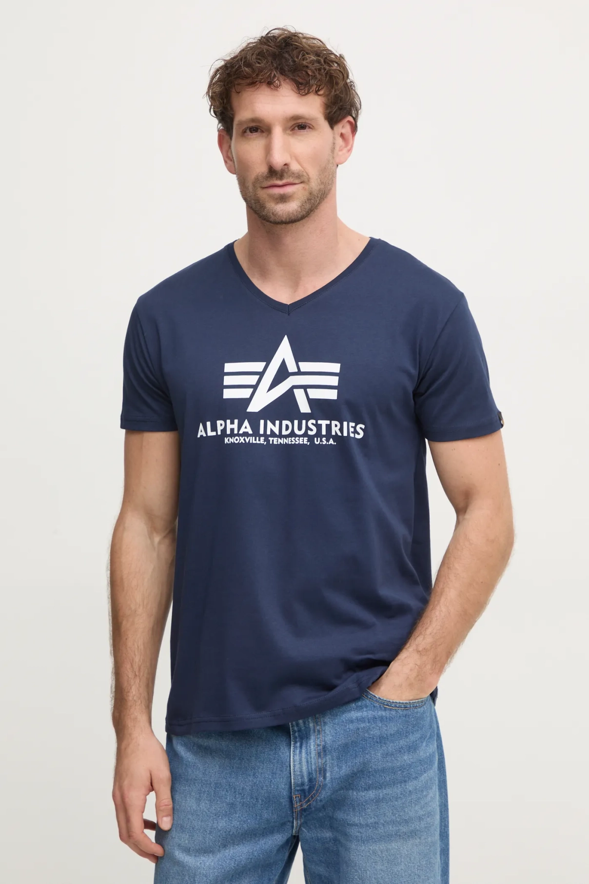 

Футболка Alpha Industries, темно-синий