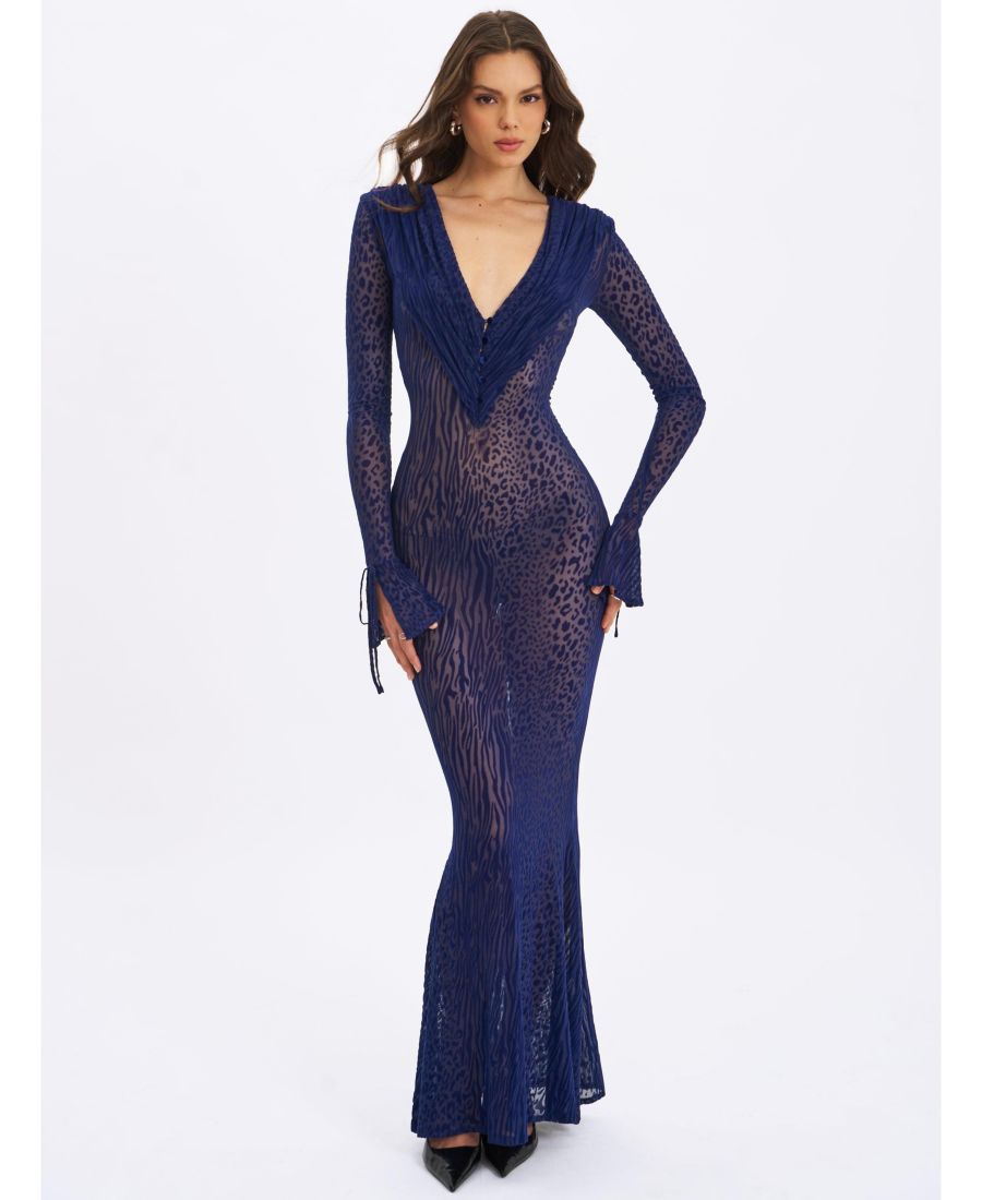 

Женское длинное платье Ilyse темно-синего цвета с V-образным вырезом, глубоким декольте, анималистическим принтом и силуэтом русалка Miss Circle, Navy
