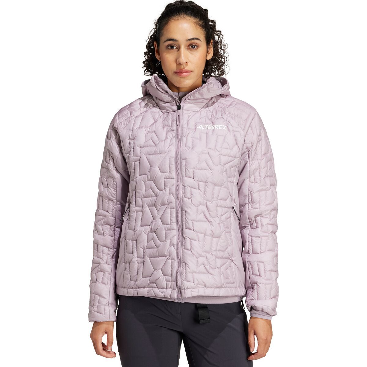 

Куртка с капюшоном Xperior на пуховом утеплителе Primaloft свободного кроя Adidas Terrex, цвет preloved fig