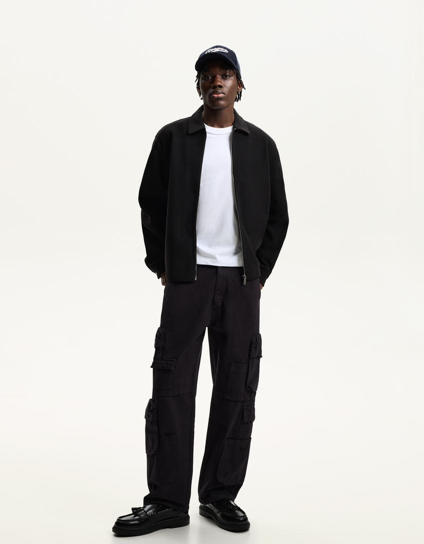 

Мешковатые брюки-карго Bershka, черный