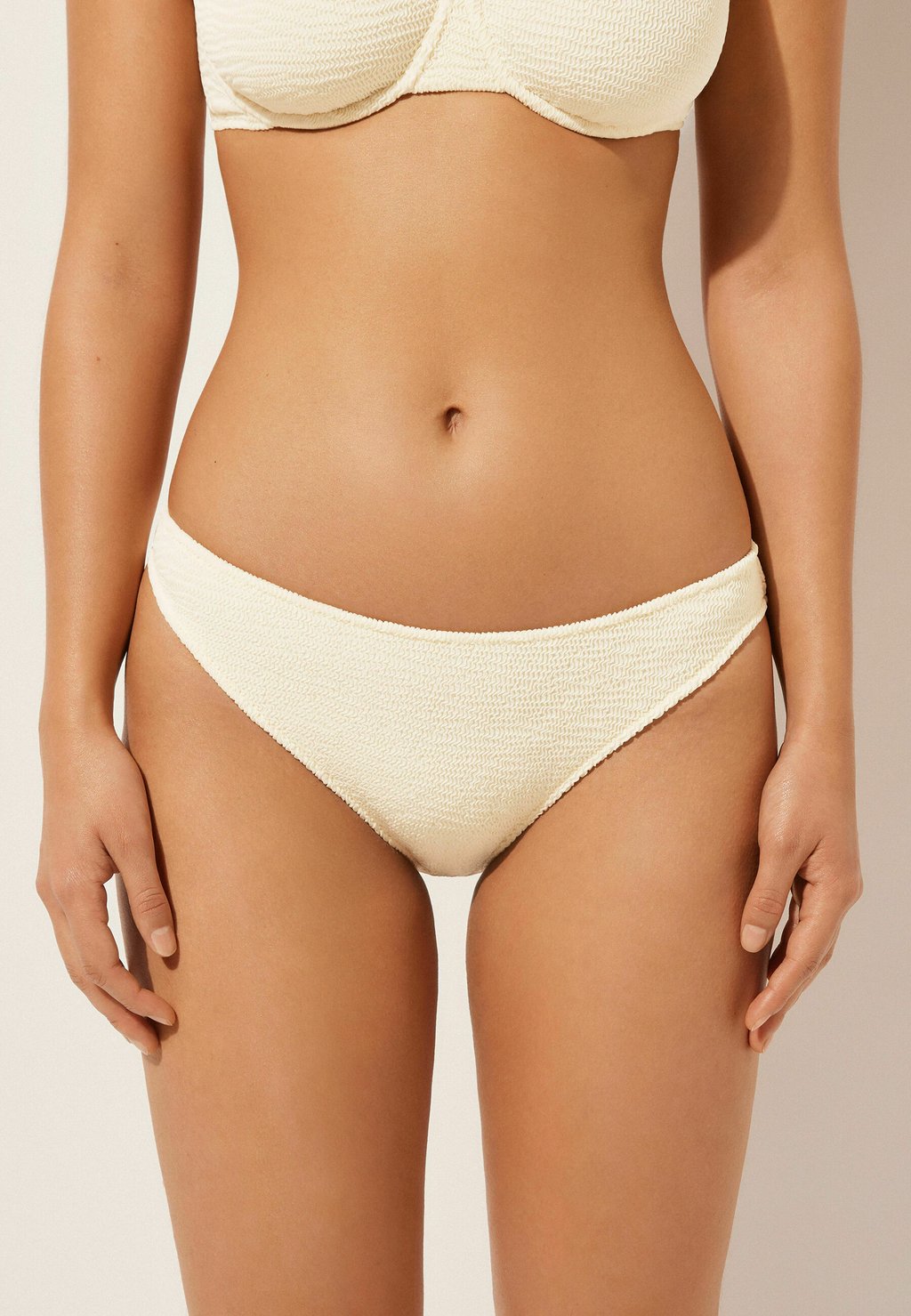 

Плавки бикини CRINKLE WAVES Calzedonia, кремовый