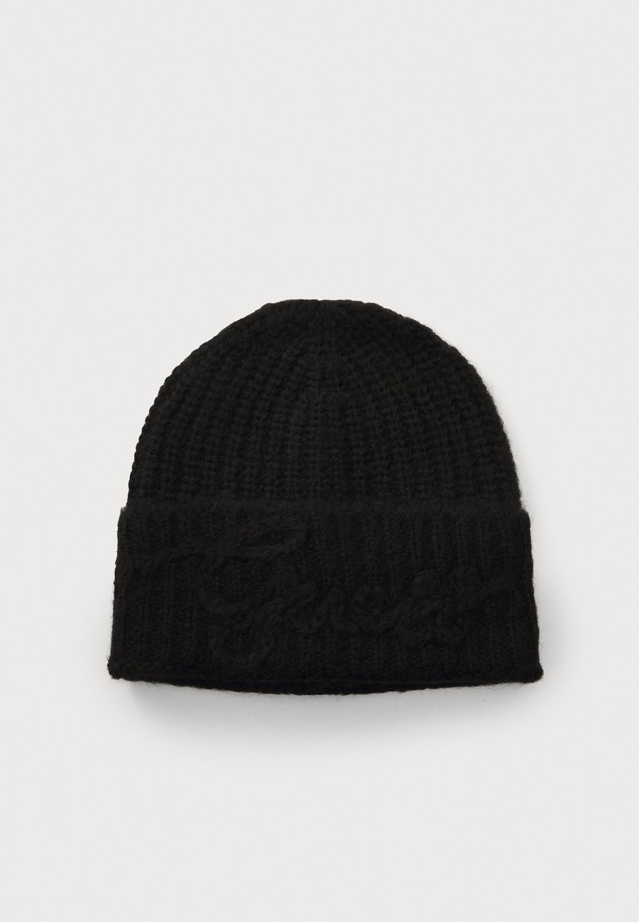 

Шапка Guess LEXIE BEANIE , Jet Black /Black