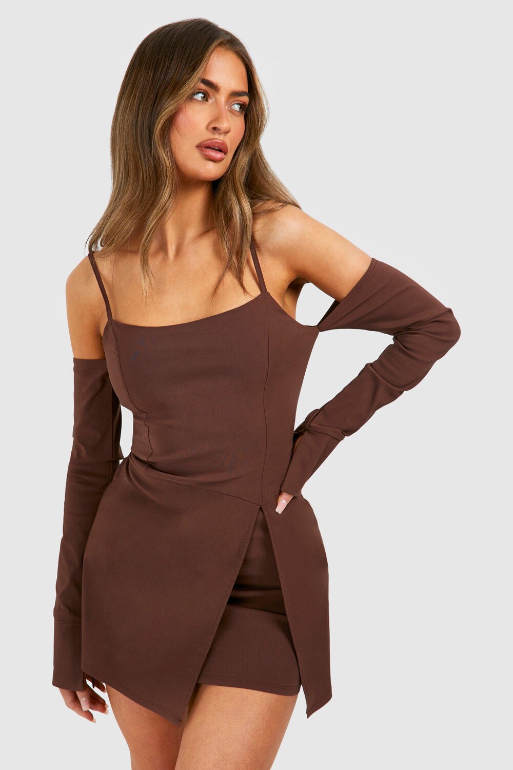

Бенгалинское облегающее платье с бретелями boohoo, коричневый