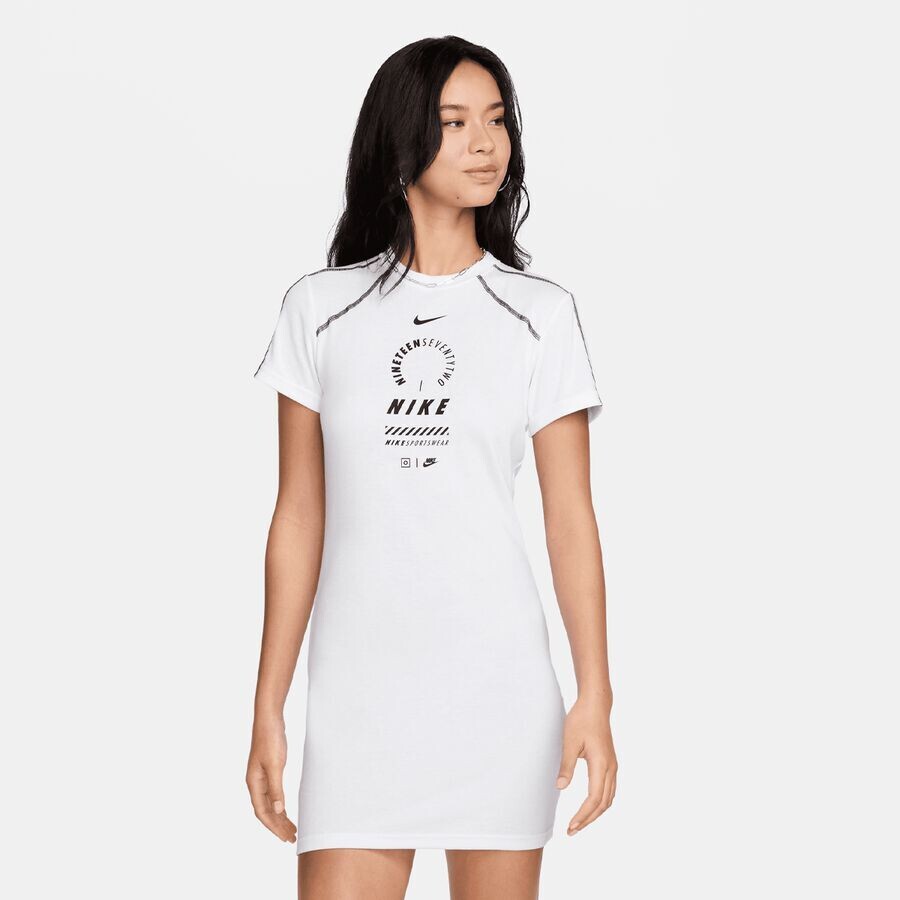 

Спортивное платье с короткими рукавами NIKE, цвет white