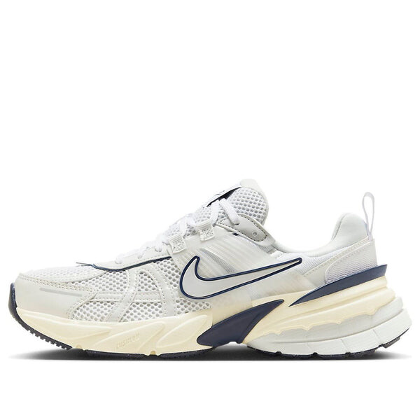 

Кроссовки v2k run runtekk Nike, белый