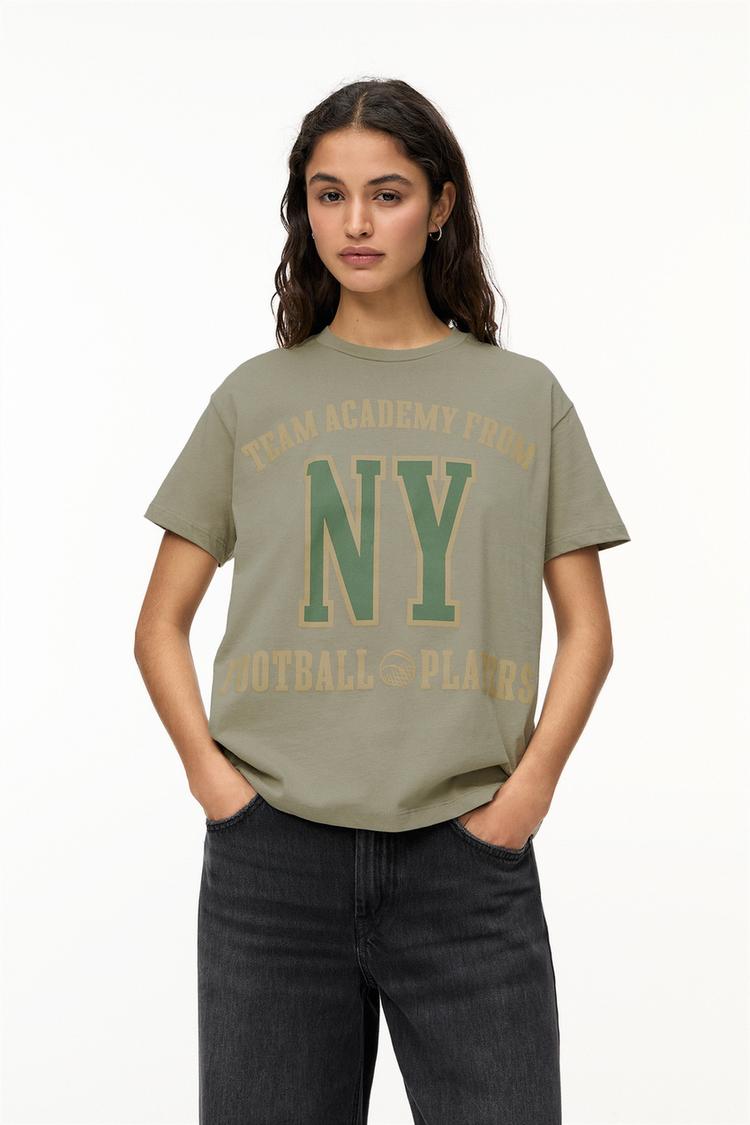 

Футболка с графическим принтом Varsity NY Pull And Bear, мультиколор