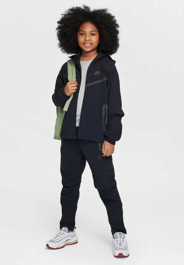 Куртка для активного отдыха Nike Sportswear, Black Black Black