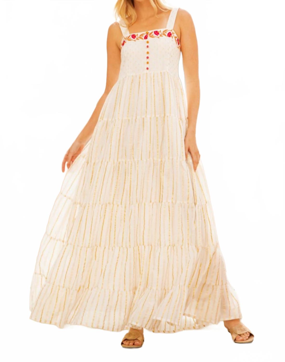 

Brisara Платье макси Pari в белом цвете «Золотые шепоты»