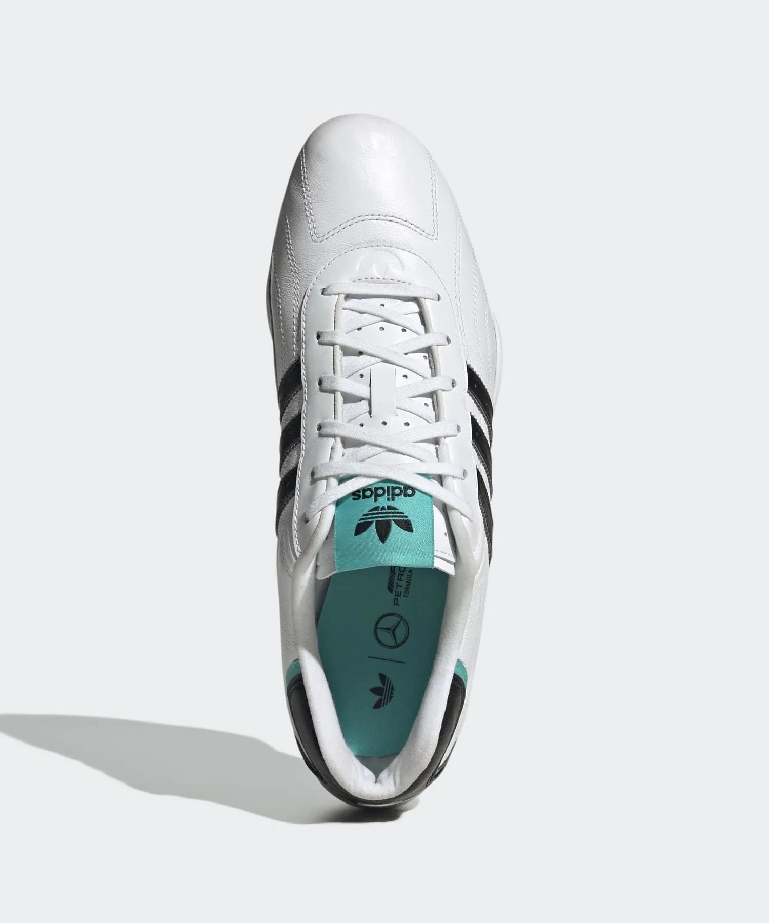 Унисекс кроссовки Adidas Adiracer Lo Mercedes-AMG PETRONAS F1 Team белые — фото 2