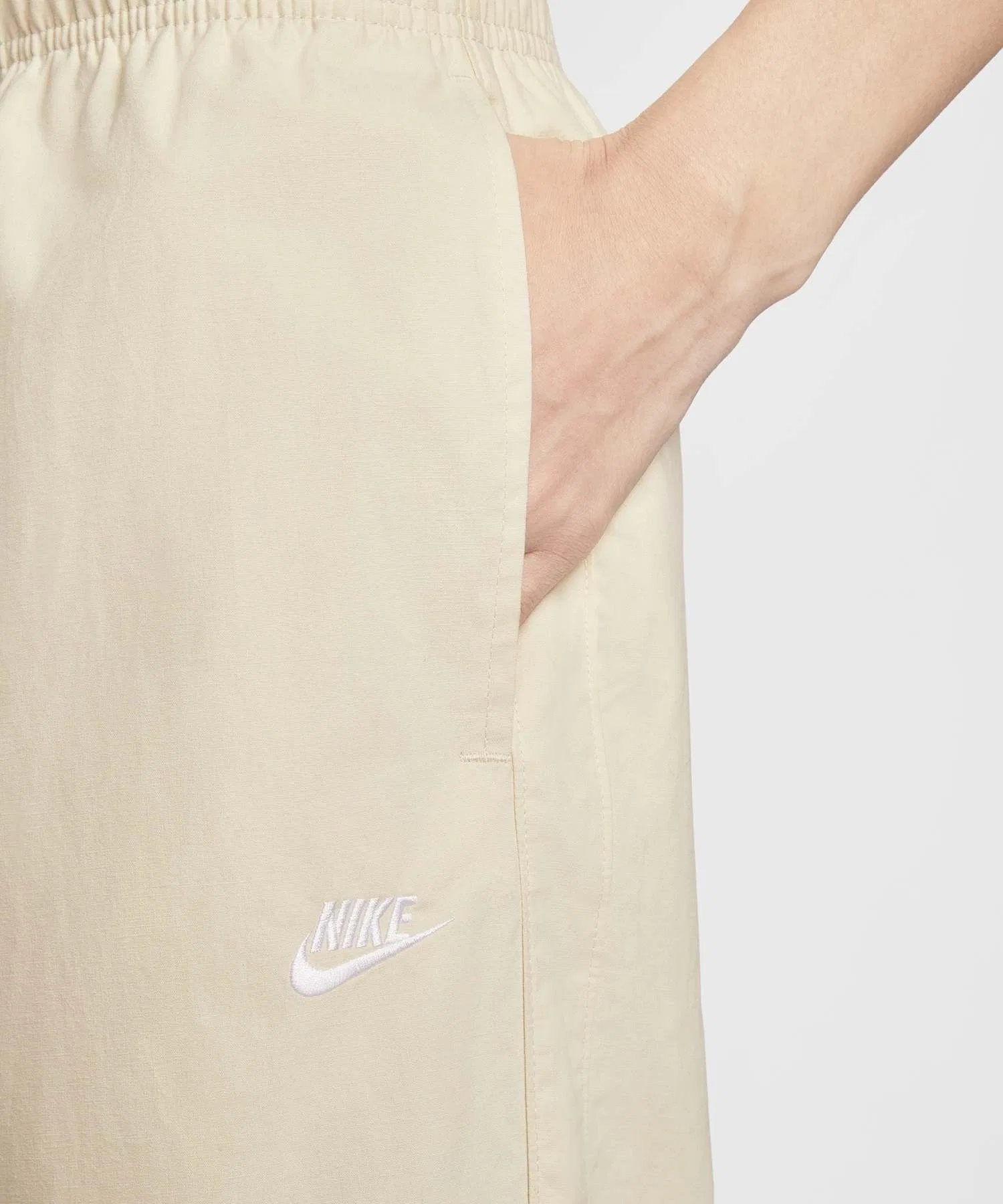 Мужские брюки NIKE Sportswear Club Light Khaki — фото 4