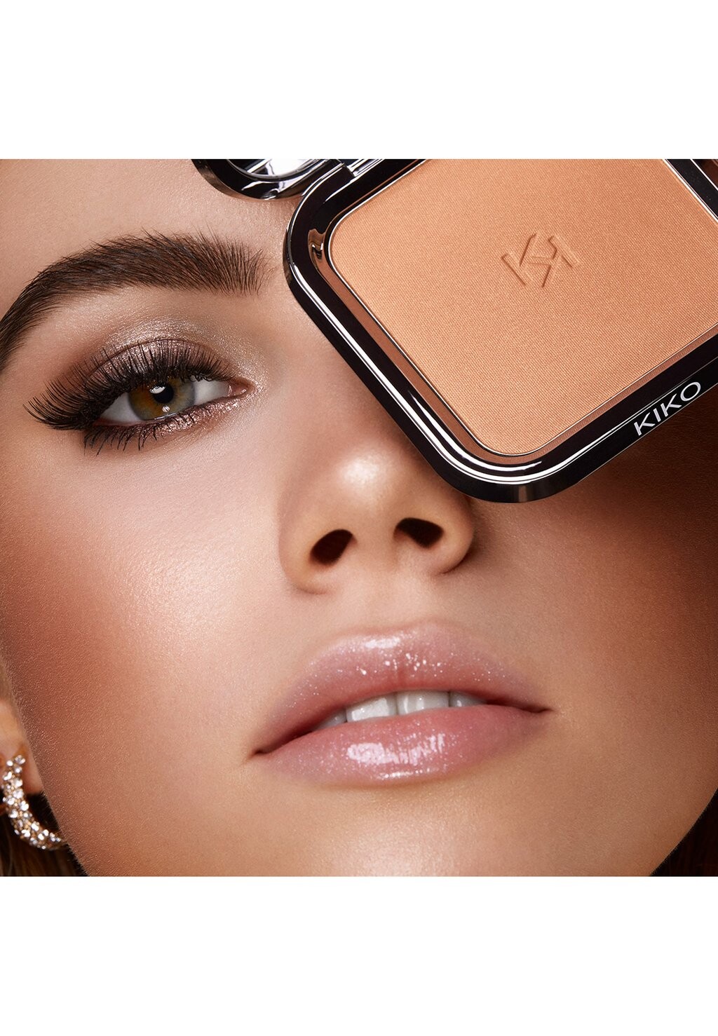Пудра FLAWLESS FUSION BRONZER POWDER KIKO Milano, цвет caramel — фото 2