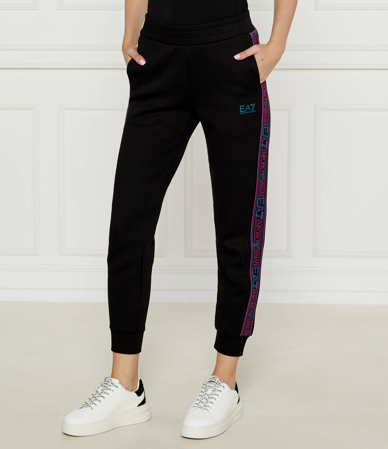 

Спортивные брюки EA7 Slim Fit, черный