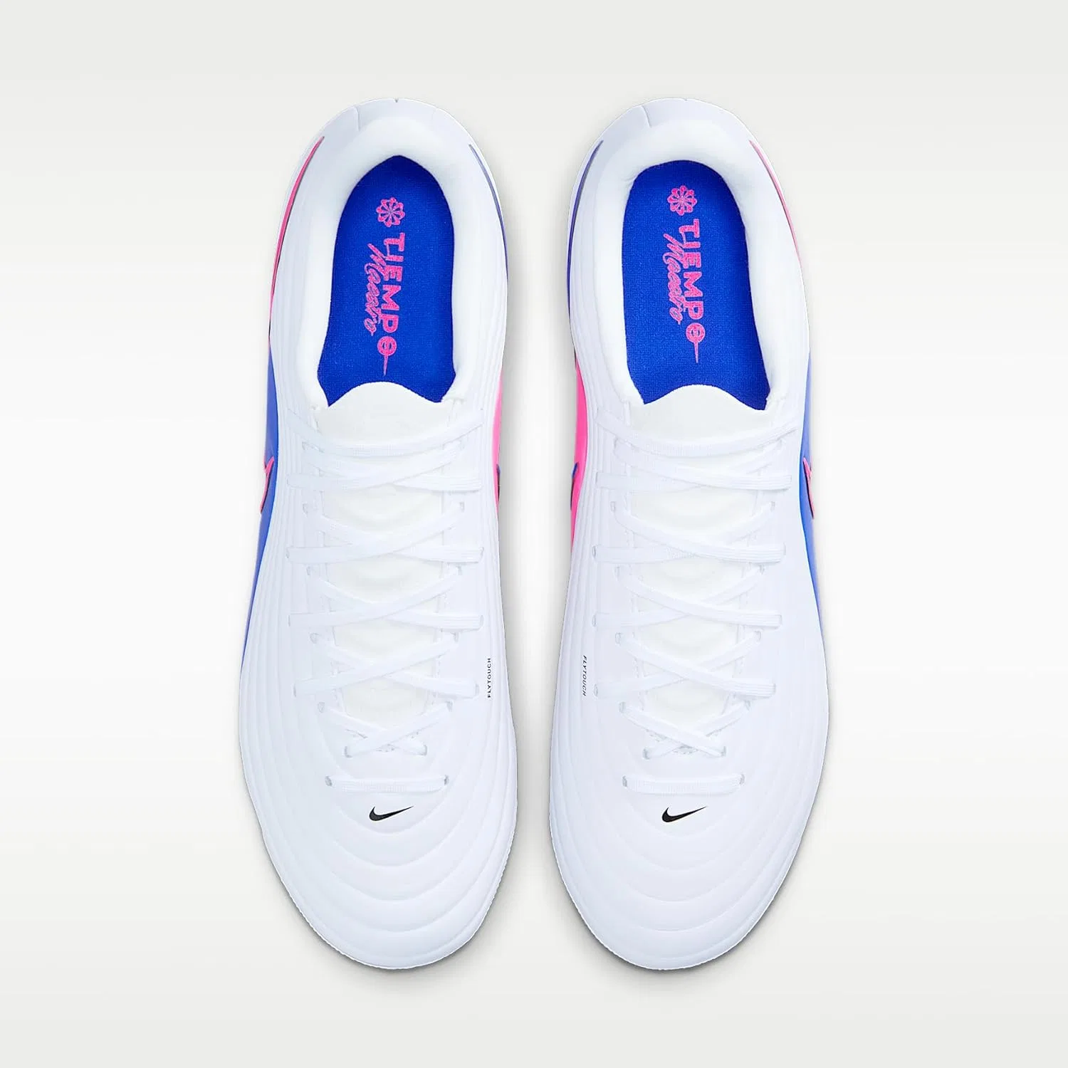 Мужские футбольные кроссовки Nike Tiempo Maestro Academy AgSoccer, White Black Racer Blue Pink Bl — фото 4