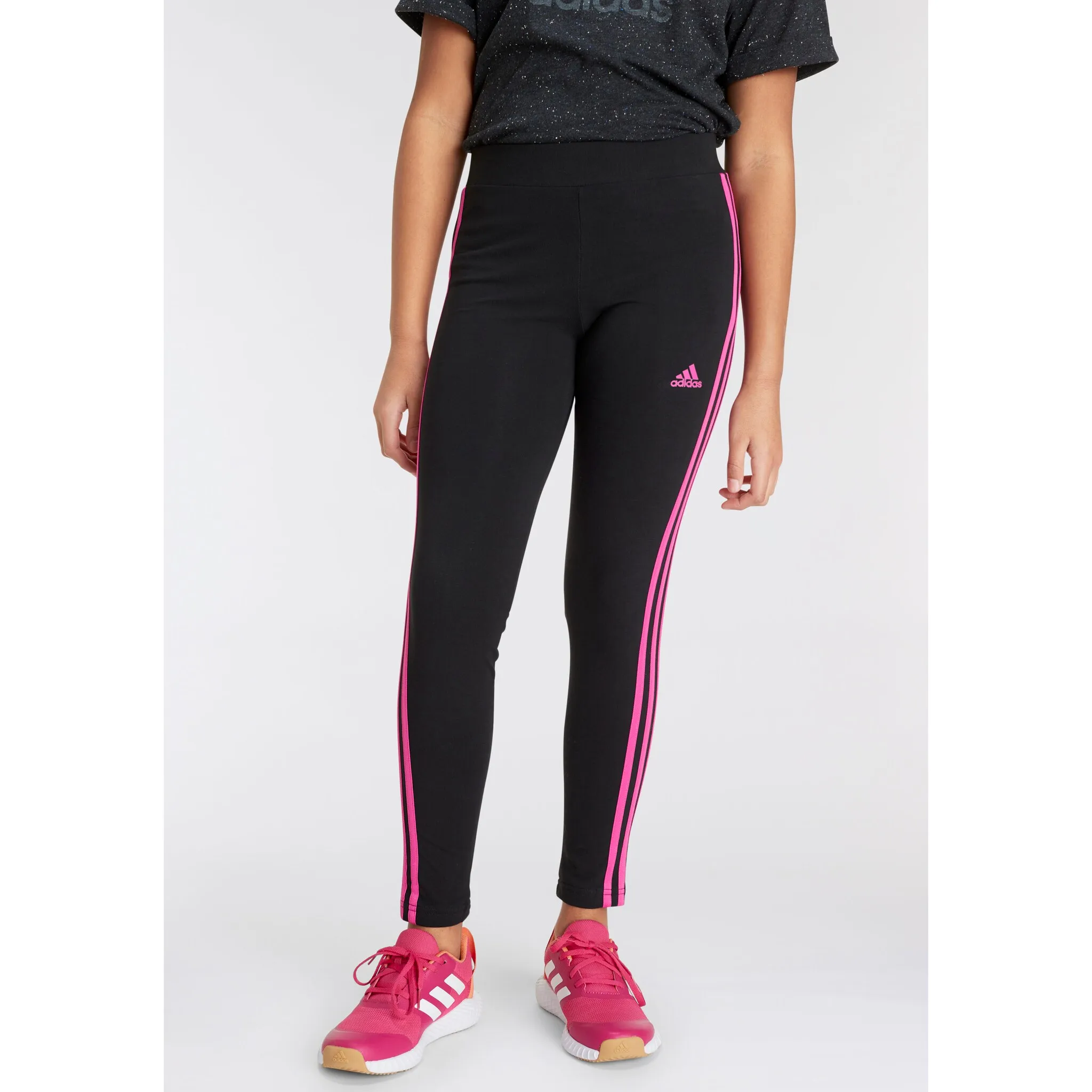 

Леггинсы adidas Sportswear «ESSENTIALS 3-STRIPES COTTON», (1 шт.), цвет Black / Semi Lucid Fuchsia