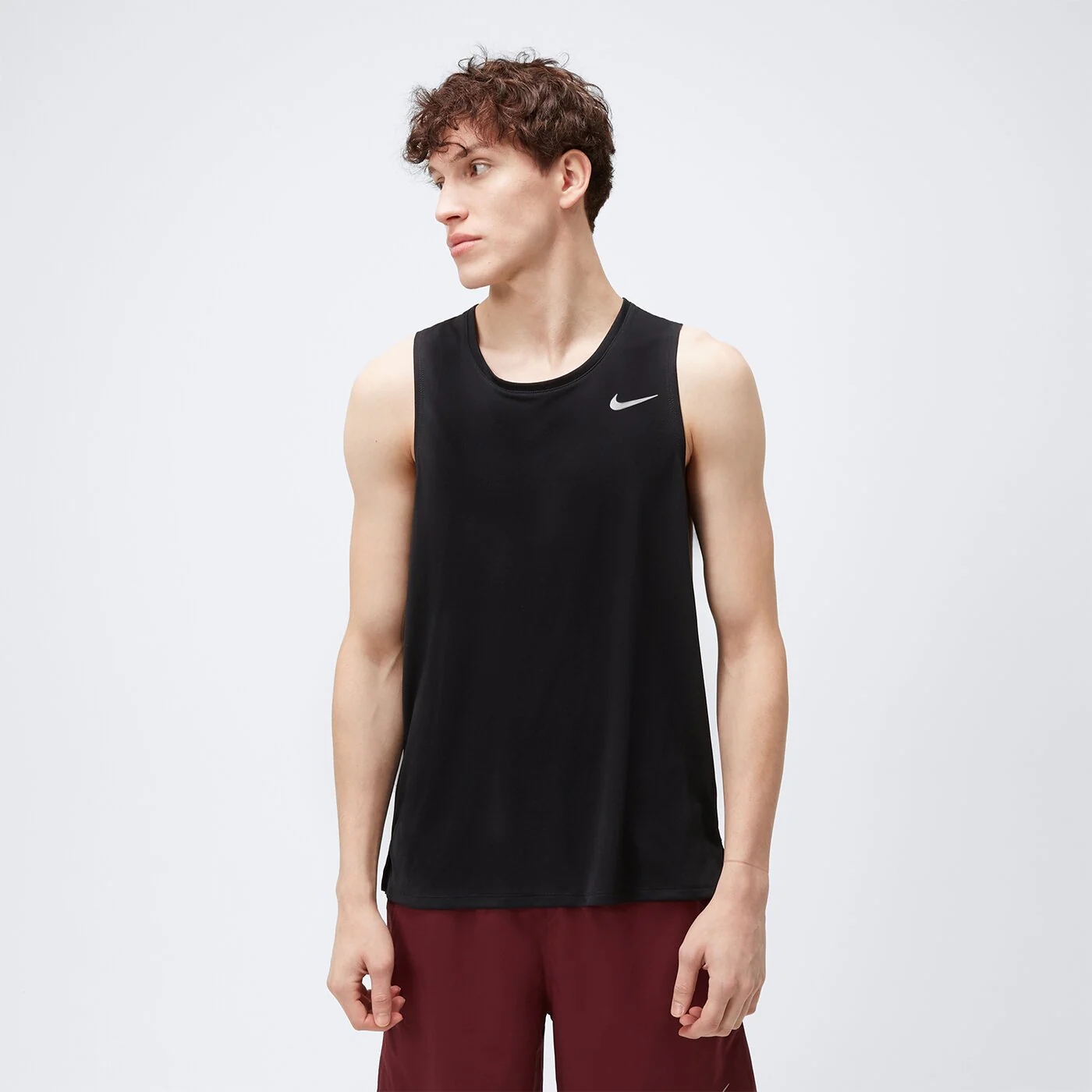 

Майка Nike Miler Tank, черный