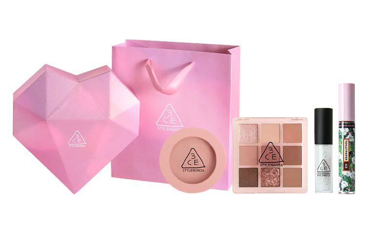 3CE Дымчато-розовый бриллиант сердце limited edition подарочная упаковка натуральный набор из четырех предметов — фото 4