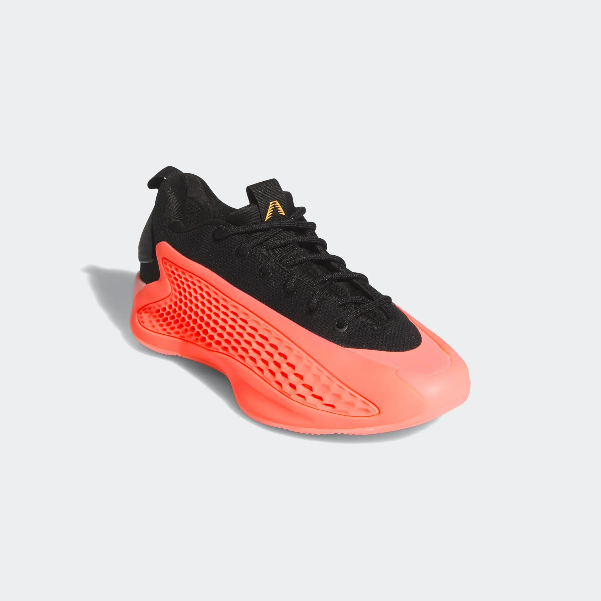 

Баскетбольные кроссовки Adidas Performance «ANTHONY EDWARDS 1 KIDS LOW», цвет Acid Red / Core Black / Acid Orange