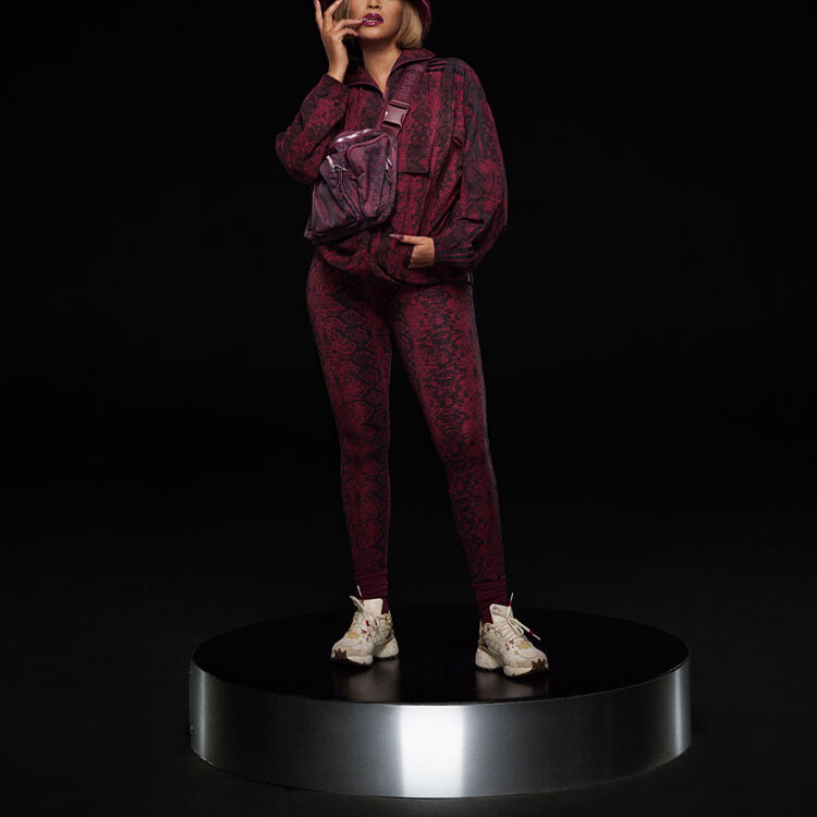 IVY PARK Толстовка унисекс вишнево-красная Adidas, цвет Cherrywood Red — фото 3