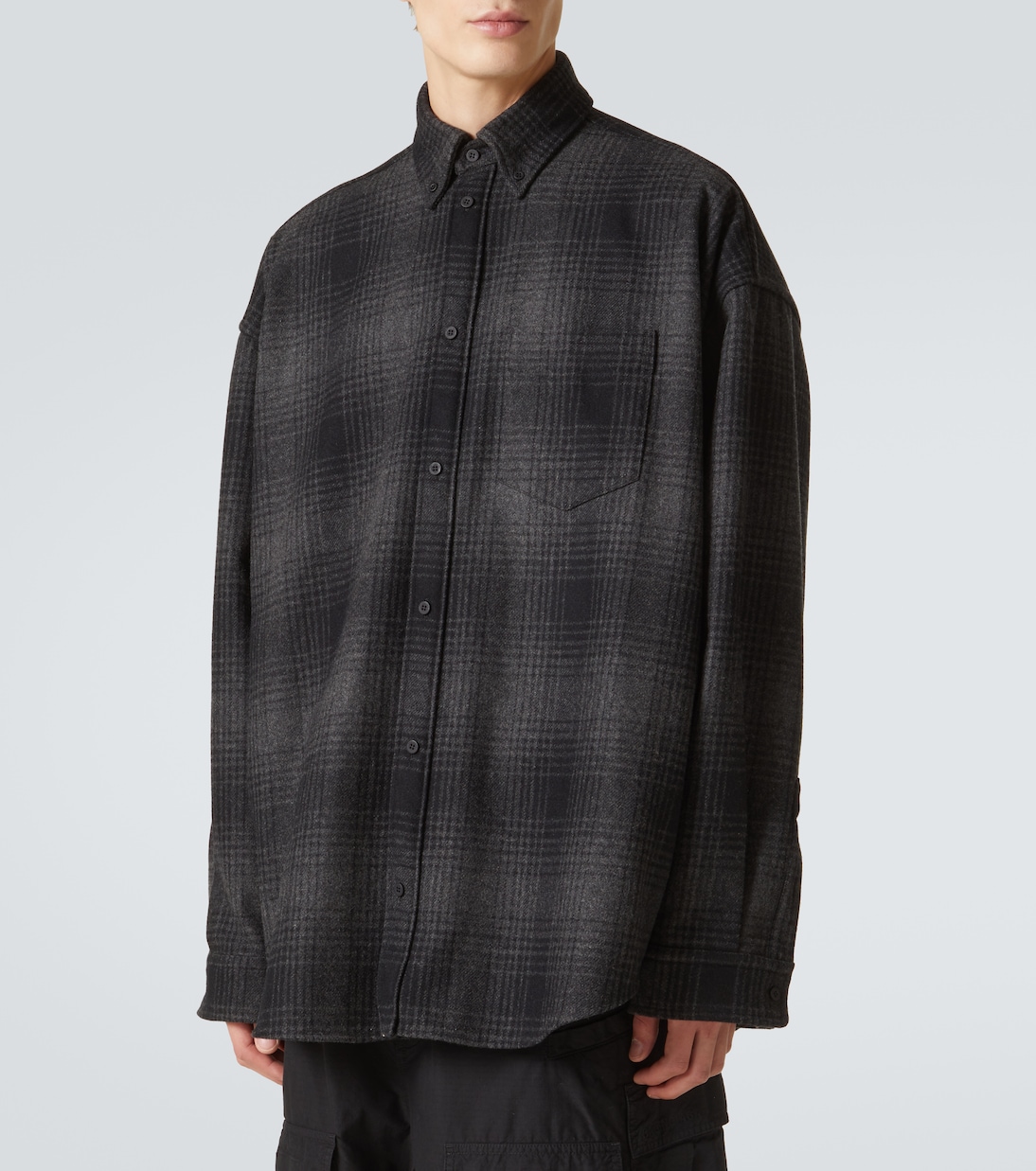 Проверенная фланелевая рубашка из смесовой шерсти Balenciaga, Grey/Black — фото 3