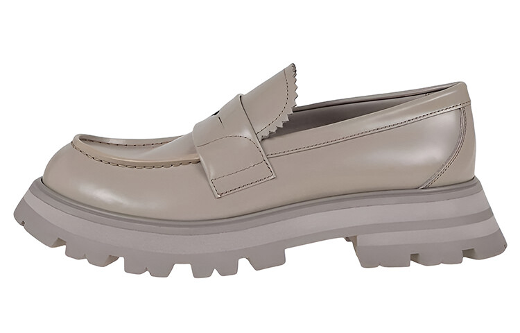 

Лоферы женские Alexander Mcqueen Wander, бежевый