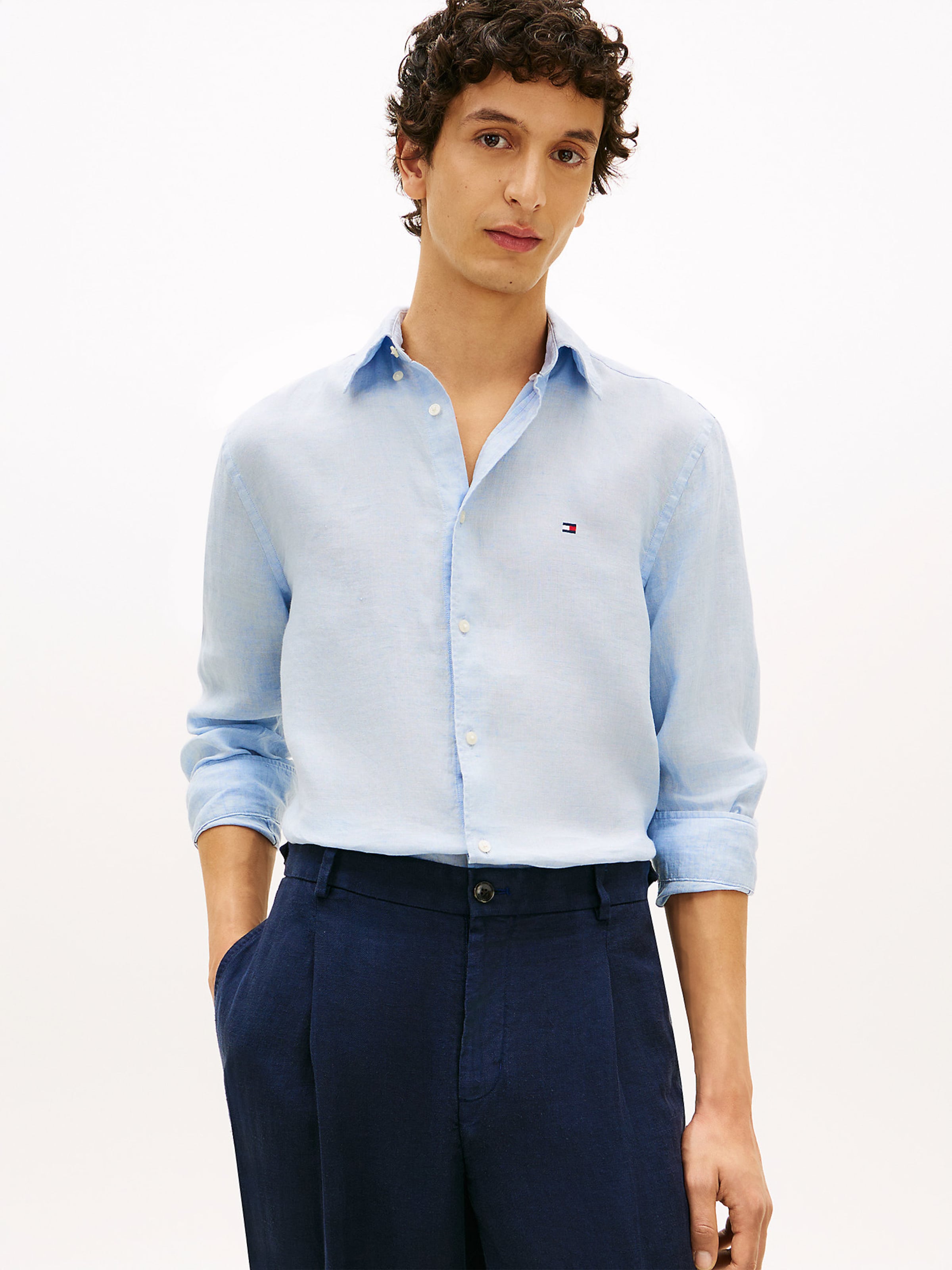 TOMMY HILFIGER Рубашка на пуговицах светлого голубого цвета Regular fit — фото 2