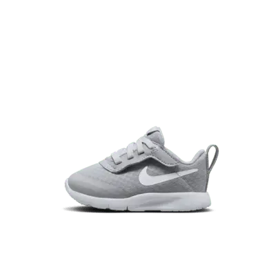 

Кроссовки Nike Tanjun EasyOn, цвет Wolf Grey/White/White
