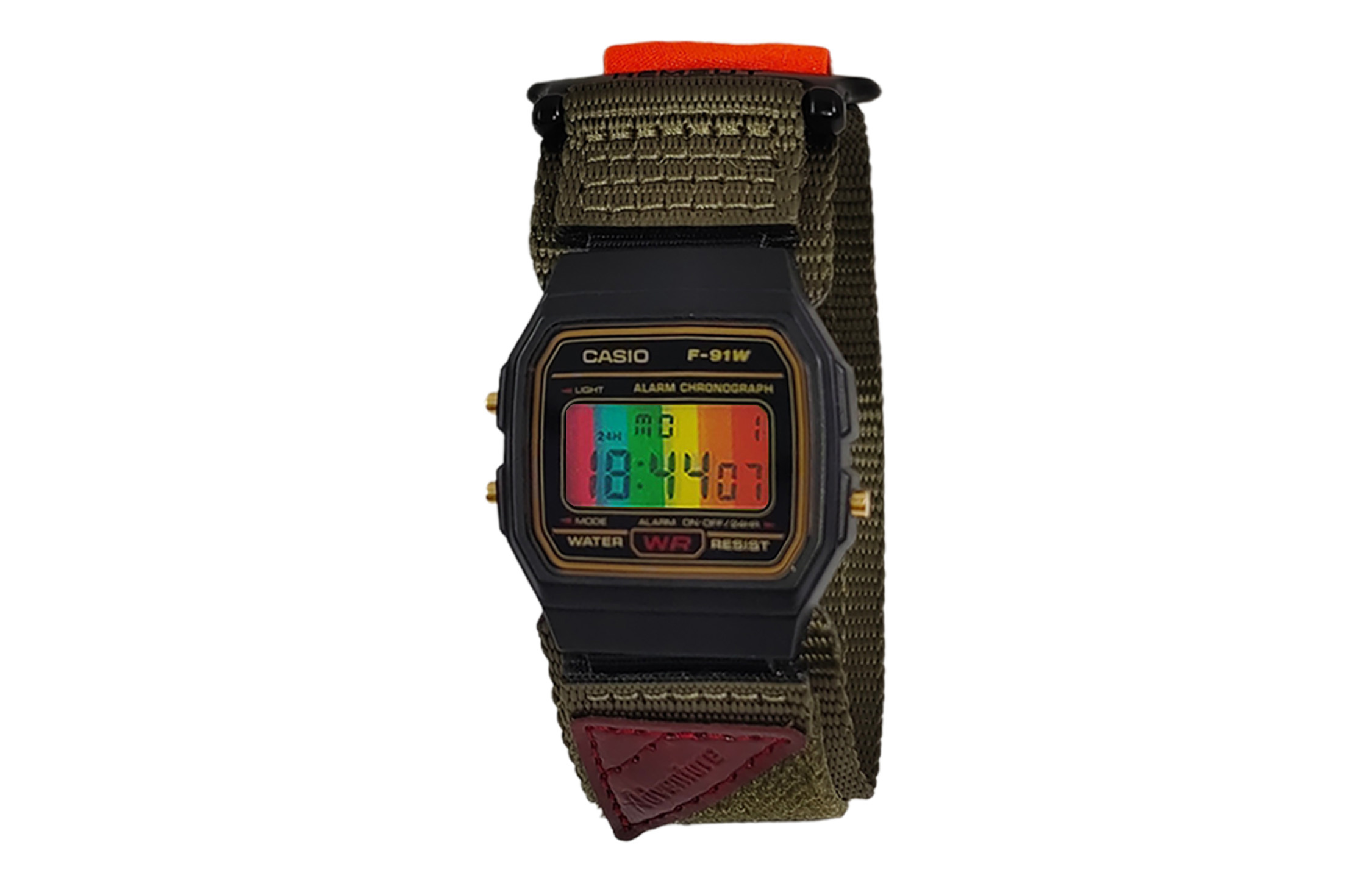 

CASIO Мужские часы Retrofit Series с кварцевым механизмом и нейлоновым ремешком, черный циферблат