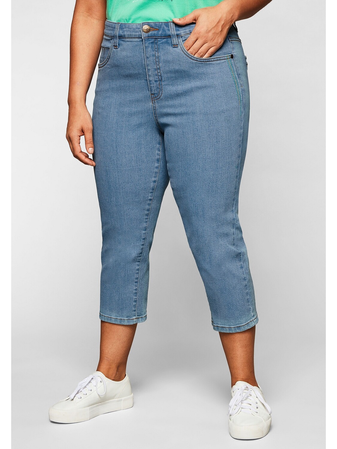 

Джинсы sheego Capri, цвет light blue Denim