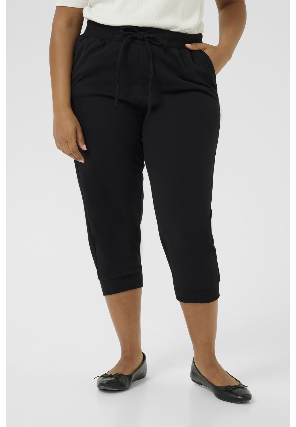 

Спортивные штаны KCANN - Shorts Kaffe Curve, цвет Black Deep