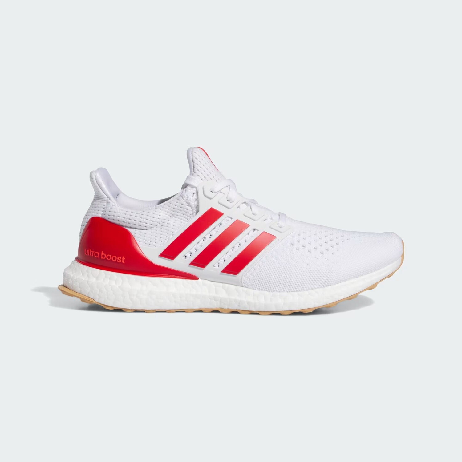 

Кроссовки УЛЬТРАБУСТ 1.0 Adidas, цвет Cloud White/Better Scarlet/Gum