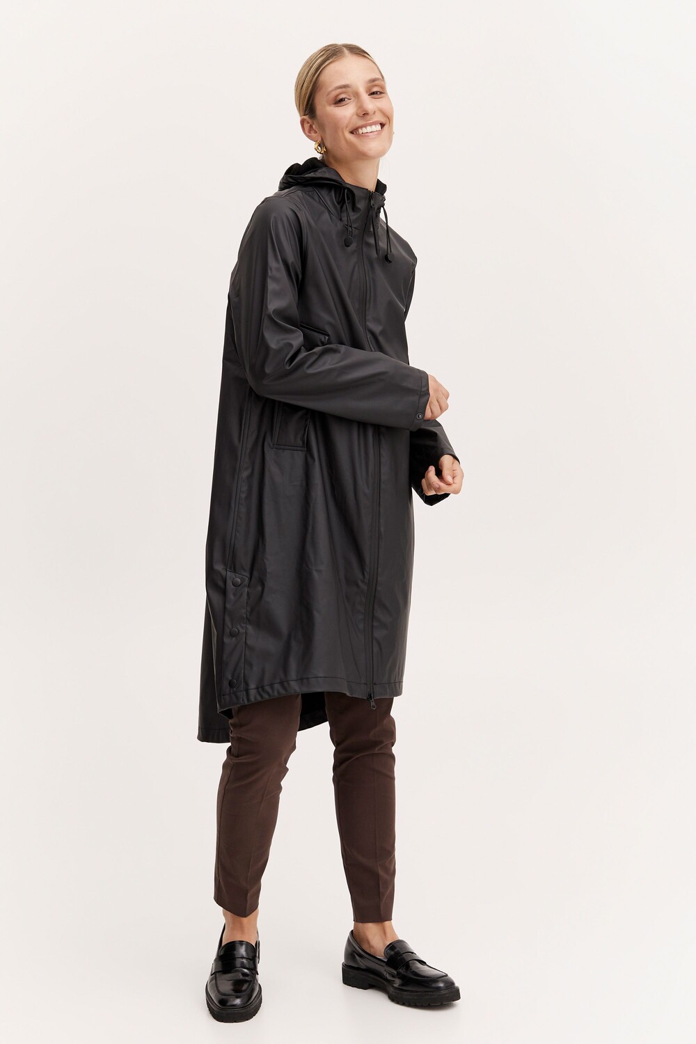 

Куртка b.young Regenjacke BYAVAN COAT 3 20811767, черный