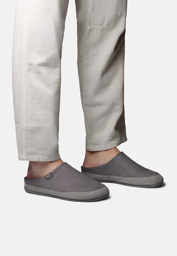 Тапочки ниуэль Toni Pons, Gris