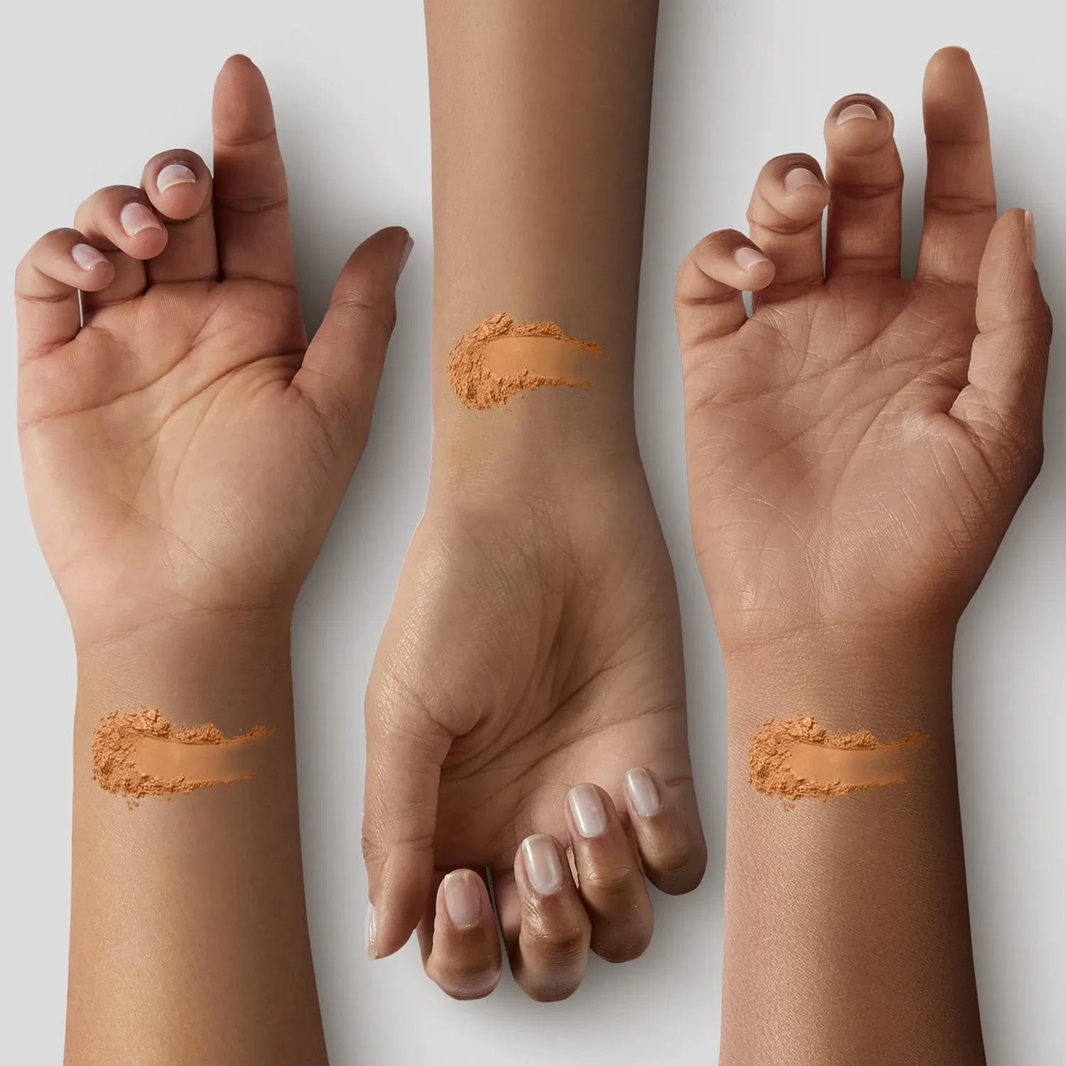Пудра компактная MAC Studio Fix Powder Plus Foundation NW48 темно-коричневая 15 г — фото 2