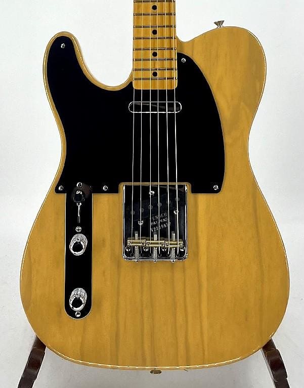 

Электрогитара American Vintage II 51 Telecaster LH Maple Neck Butterscotch Blonde Serial#:V2209927