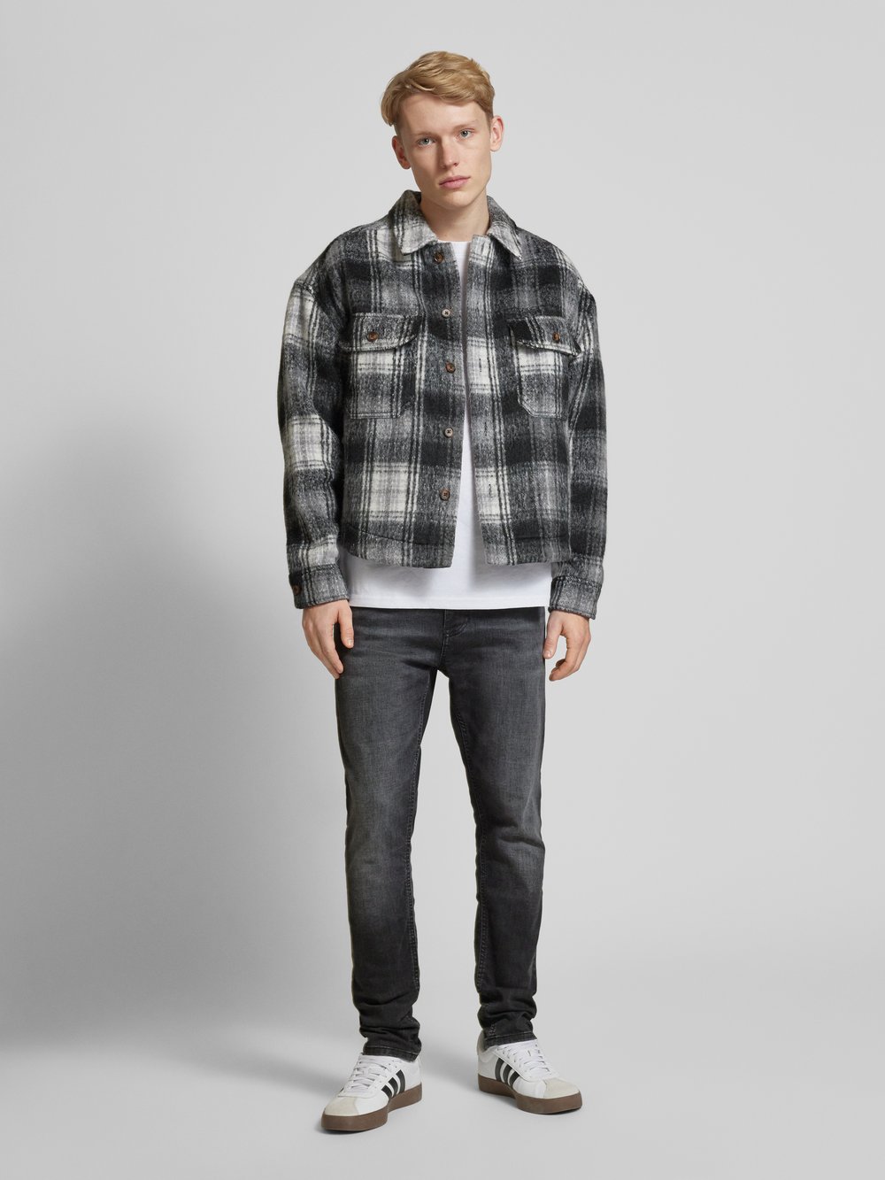 

Джинсы Slim fit с этикеткой, модель «AUSTIN» Tommy Jeans, черный