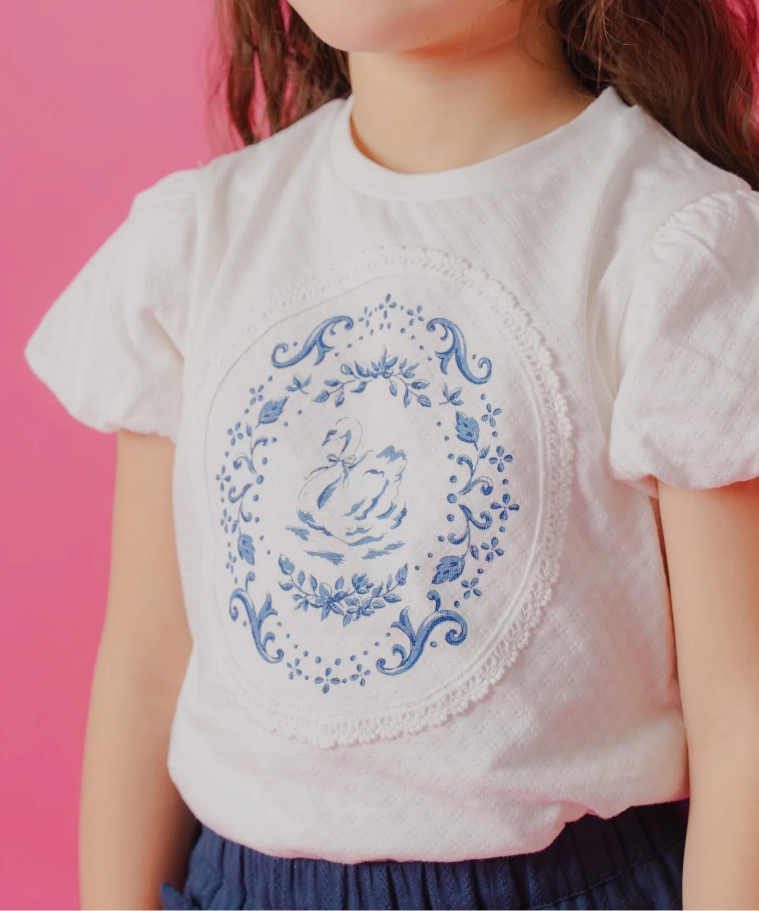 Детская футболка с принтом лебедя и цветов Boribon Swan Flower Print off-white — фото 4