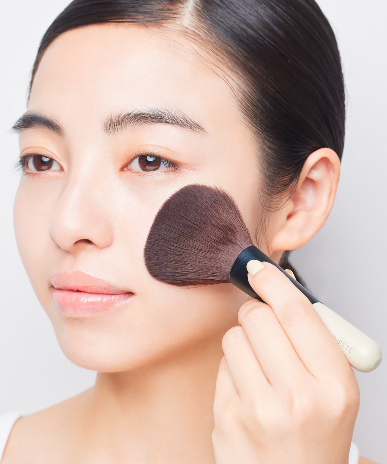Потрясающая кисть для макияжа Mindful Brush | Кисть для лица Kumano Brush, не содержит компонентов животного происхождения. Sinn Purete, others — фото 2