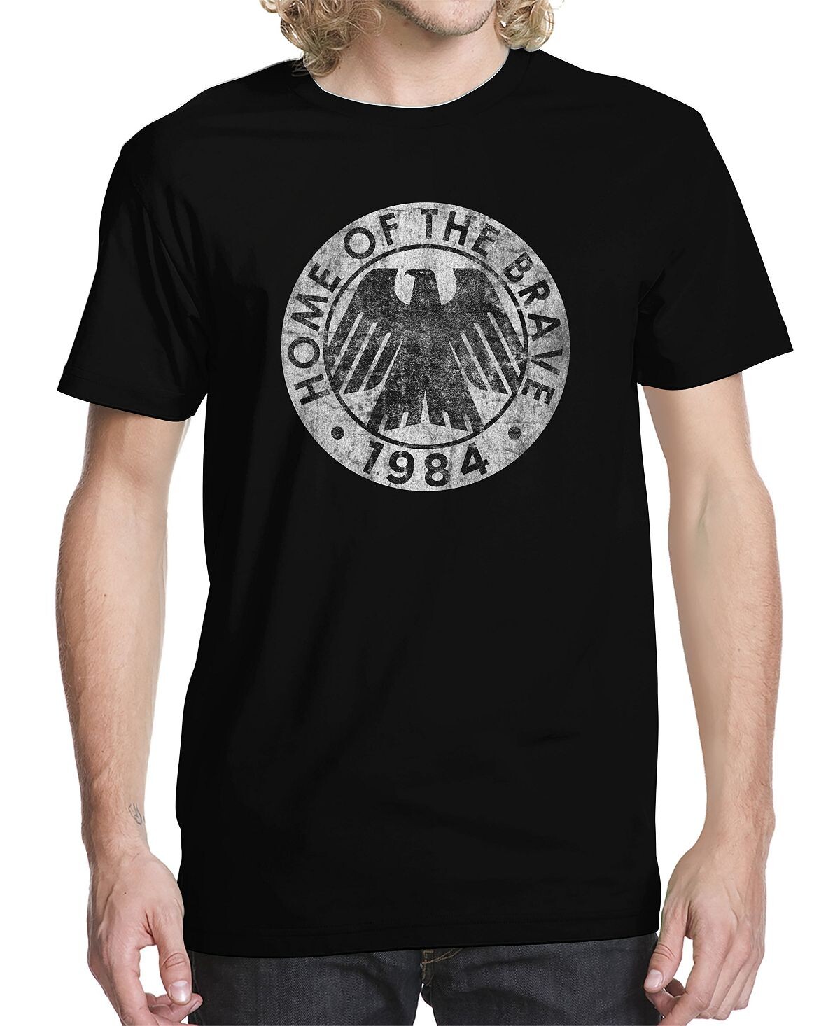 

Мужская футболка с рисунком Home Of The Brave 84 Buzz Shirts