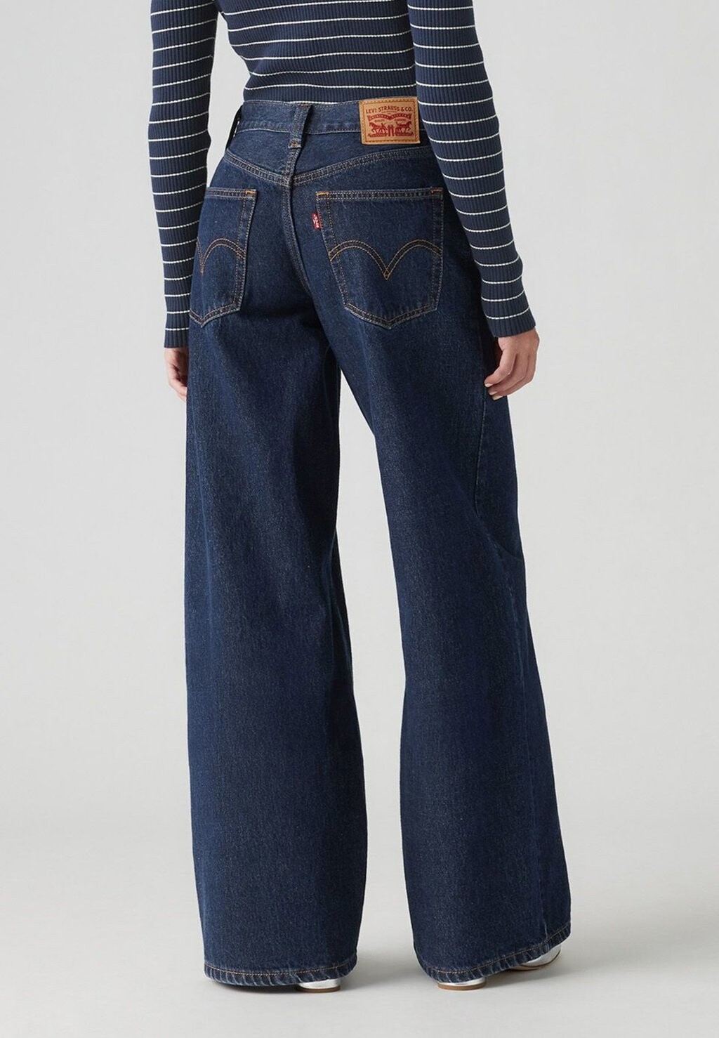 Мешковатые джинсы 94 BAGGY WIDE LEG Levi's, темно-синий — фото 2