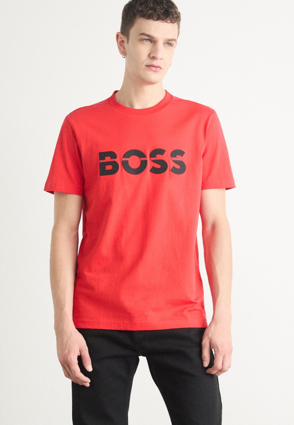 

Футболка с принтом TEE BOSS, красный