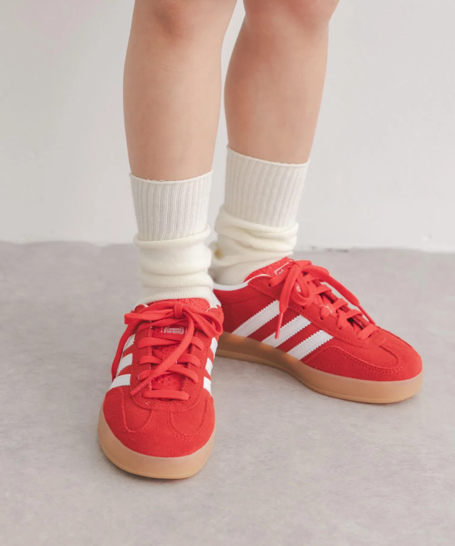 Детские кроссовки adidas GAZELLE INDOOR C — фото 3