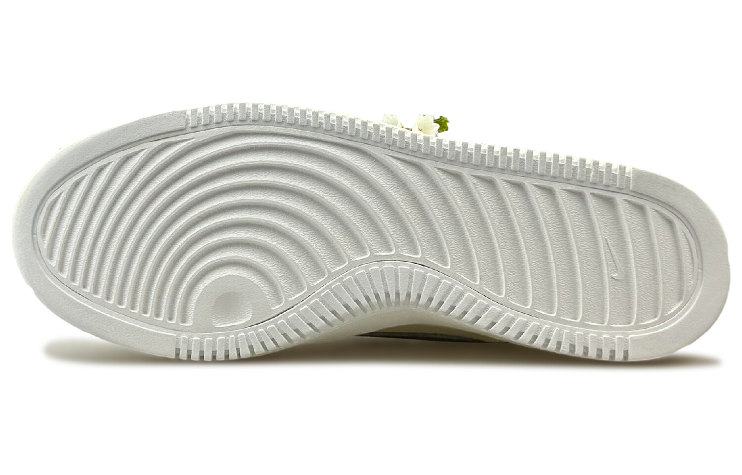 Женские кроссовки для скейтбординга Nike Court Vision 1, Light Green — фото 3
