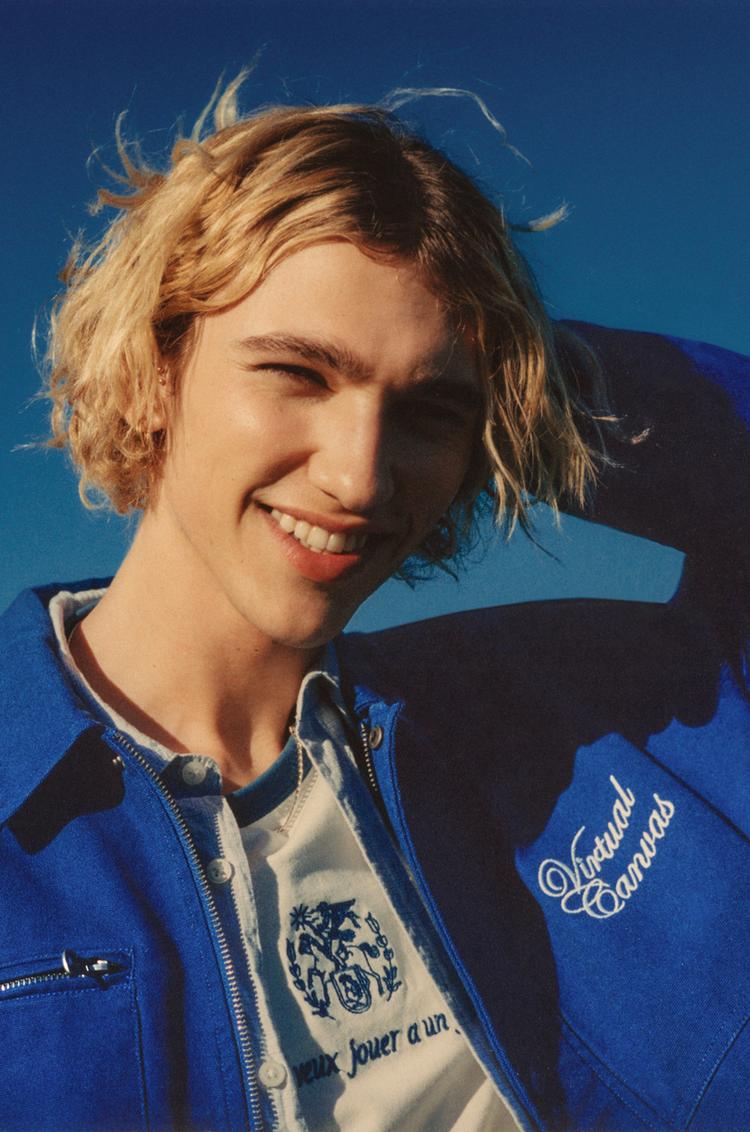 

Куртка с вышивкой Pull And Bear, синий
