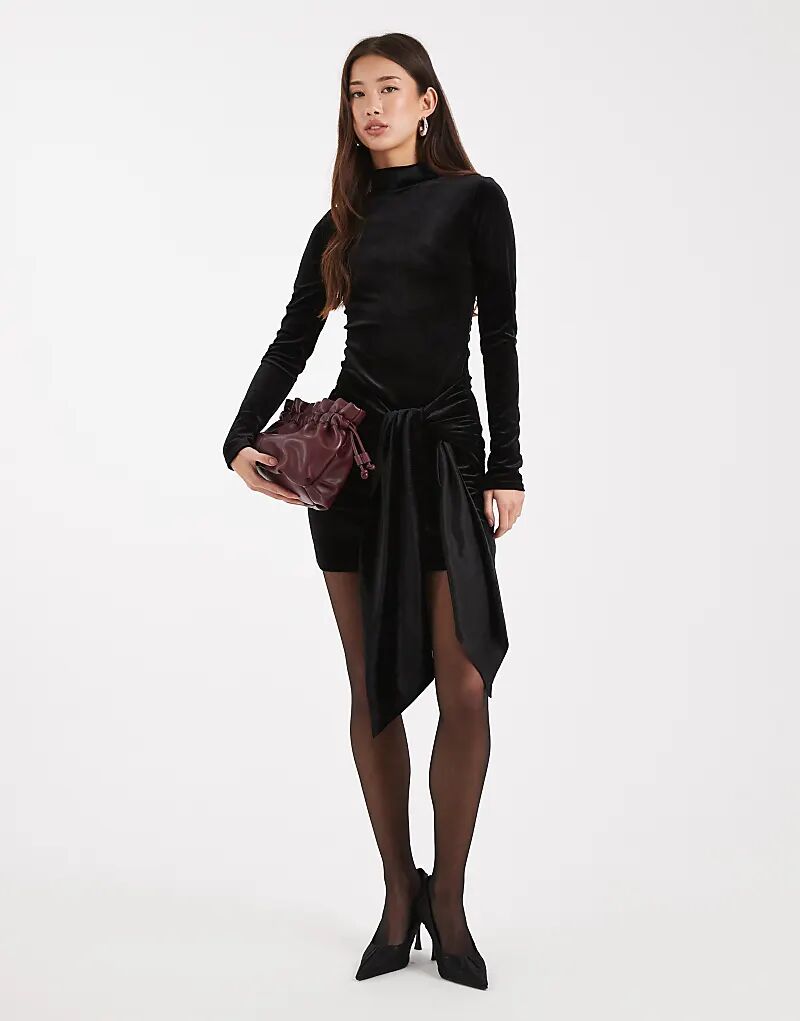 

Бархатное мини-платье Miss Selfridge с высоким воротом и завязкой на талии