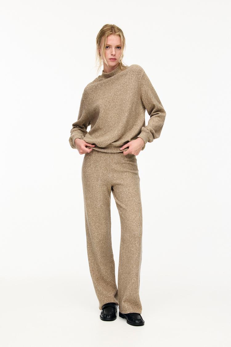 

Мягкие на ощупь брюки Pull And Bear, коричневый