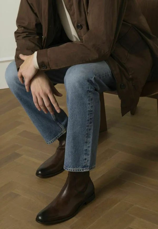 Классические ботильоны Manfield, Braun